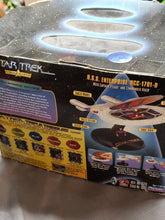 Load image into Gallery viewer, STAR TREK Strike Force USS Enterprise NCC-1701-D, Picard &amp; Riker Playmates 1997