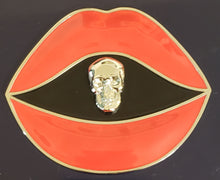 Load image into Gallery viewer, THE KISS (1988) Metal Lips with Magnet attached Skull. Bam! Horror, Prop Replica 