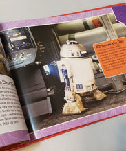 Load image into Gallery viewer, Star Wars Builders - Millennium Falcon, cardstock Model &amp; Book

by Benjamin Harper and Claudio Dias