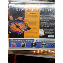Load image into Gallery viewer, Trivial Pursuit "Bet You Know It" Edition Trivia Game 2009 HASBRO - Sealed New