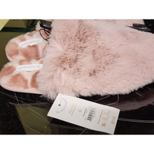 Load image into Gallery viewer, Joyspun Easy On/Off Memory Foam Size 9 Pink