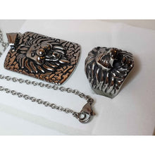 Load image into Gallery viewer, Men's Black Oxidized Stainless Steel "Lion Head" Carved Ring &amp; Dog Tag Pendant on 24" Chain Set