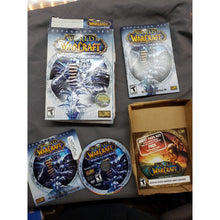 Load image into Gallery viewer, World of Warcraft: Wrath of the Lich King Expansion Set &amp; Manual (PC, 2008)