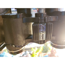 Load image into Gallery viewer, Vintage Jason Commander Model 143 7x35 Binoculars With Carrying Case, Used. Good