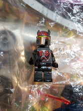 Load image into Gallery viewer, LEGO Star Wars: Mandalorian Starfighter,75316, Retired Damaged Box. Compelte without sticker sheet