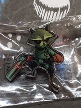 Load image into Gallery viewer, MARVEL UNLIMITED &quot;Rocket Raccoon&quot; Broken Guardians of the Galaxy, Exclusive Pin