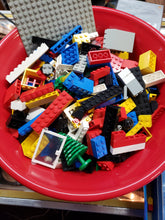 Load image into Gallery viewer, Vintage Lot: Lego Mixed Building Bricks / Blocks Lot Of Parts, 2 1/2 lb (1130 gm) with Box