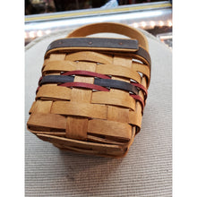 Load image into Gallery viewer, Longaberger 1993 Inaugural Basket &amp; Liner 5x5x4” Great/Excellent condition