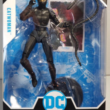 Load image into Gallery viewer, CATWOMAN Action Figure -McFarlane Toys. DC MULTIVERSE, "THE BATMAN (Movie)"