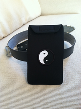 Load image into Gallery viewer, PortaPocket Waist Belt &amp; Pocket Kit with Design ~ cellphone &amp; passport holder