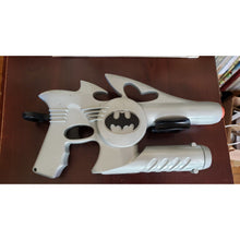 Load image into Gallery viewer, Kenner DC 1995 Batman Forever Electronic Bat-Signal Blaster. Untested