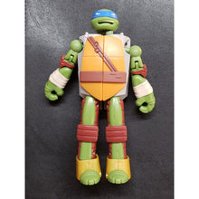 Load image into Gallery viewer, TMNT weapon transforming Leo 6” 2015 Viacom Playmates