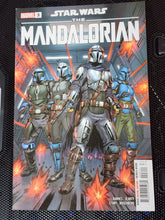 Load image into Gallery viewer, Star Wars The Mandalorian #3 Main Cover