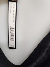 Load image into Gallery viewer, Retail barcode tag showing style HM0641506, size XL, MSRP $69.00