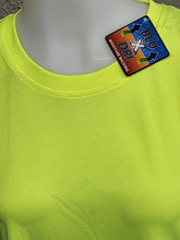 Load image into Gallery viewer, Close-up of BLU X DRI sticker on collar size L