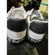 Load image into Gallery viewer, NEW Disney Ground Up Minnie Mouse Women’s Size 11 Embroidered Sneakers