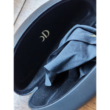 Load image into Gallery viewer, Catherine Deneuve Lunettes Sunglasses Case, Black