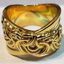 Load image into Gallery viewer, Size 7 Artisan Design Engraved on ION Plated Yellow Gold Stainless Steel Ring