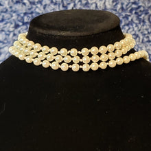 Load image into Gallery viewer, Hand Knotted Pearl 36" Lariat style Necklace