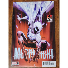 Load image into Gallery viewer, Moon Knight Vol 9 #10 Cover B Variant Stephen Segovia Spider-Man Cover 2022 VF