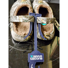 Load image into Gallery viewer, Rugged Shark Real Tree Men’s Camouflage Lined Sherpa EVA Clogs Size 7 NWT