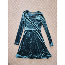 Load image into Gallery viewer, Velvet Strap Chest Dress, Womens Small, No Comment, Long Sleeves