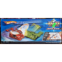 Load image into Gallery viewer, Hot Wheels Battle X Arena Mattel Vintage 2004 Toy Car Game Playset, NEW, SEALED