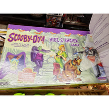 Load image into Gallery viewer, Cartoon Network Scooby-Doo! Hide and &amp; Shriek Game - 2003 Incomplete. As Is
