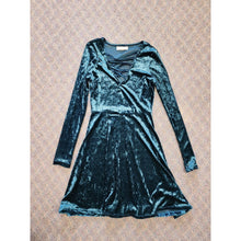 Load image into Gallery viewer, Velvet Strap Chest Dress, Womens Small, No Comment, Long Sleeves