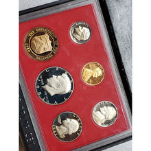 Load image into Gallery viewer, 1982 Proof Set U.S. Mint Original Government Packaging OGP Collectible