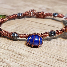 Load image into Gallery viewer, Antique Copper Memory Wire Wrapped Bracelet