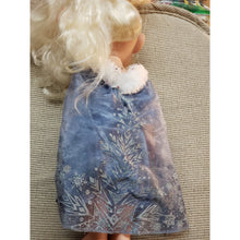 Load image into Gallery viewer, Disney Elsa Frozen Singing Talking &amp; Lighting Up 13" Doll, Works