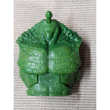 Load image into Gallery viewer, DC Universe Classics Killer Croc Torso BAF Piece, 2019