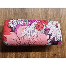 Load image into Gallery viewer, Vera Bradley Cloth Hard Case Clamshell Eye Glass Case Floral