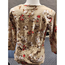 Load image into Gallery viewer, White Stag Top Womens, Small, Long Sleeve T Shirt All Over Print, Floral