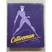 Load image into Gallery viewer, Catwoman : The Life and Times of a Female Fatale by Suzan Colon (2003 DC)