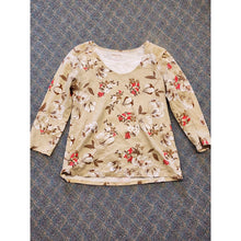 Load image into Gallery viewer, White Stag Top Womens, Small, Long Sleeve T Shirt All Over Print, Floral