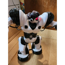 Load image into Gallery viewer, WowWee 14" RoboSapien Humanoid Radio Control Robot 2004 "NO REMOTE"