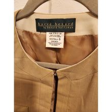 Load image into Gallery viewer, Women's, Harve Benard. Tan Blazer Cropped Structured, size 6, Pre Owned VF