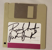 Load image into Gallery viewer, RENOLY SANTIAGO Autograph &quot;PHREAK&quot; in HACKERS Signed 3.5&quot; Floppy Disc with Certificate Of Authenticity by Beckett