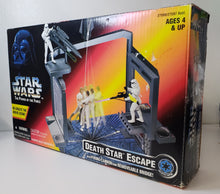 Load image into Gallery viewer, Kenner 1996 &quot;Star Wars&quot; Power of the Force &quot;Death Star Escape&quot; with Firing Cannon and Removable Bridge.