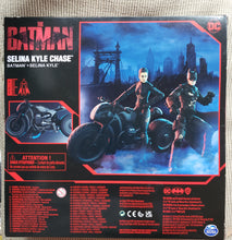 Load image into Gallery viewer, DC Comics &quot;The Batman&quot; Spin Masters 4&quot; Selina Kyle Chase CATWOMAN &amp; BATMAN Exclusive Action Figures