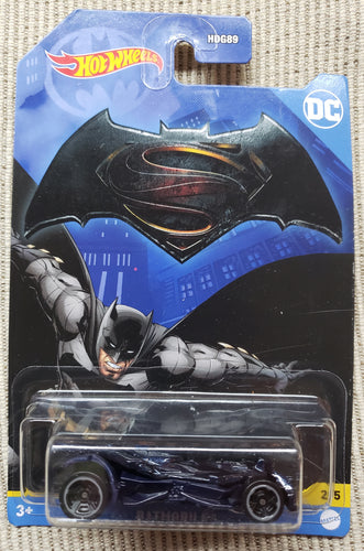 Hot Wheels DC Comics Batman  Vs Superman BATMOBILE 2/5 1:64 HDG89 2021