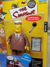 Load image into Gallery viewer, The Simpsons &quot;Kent Brockman&quot; WORLD OF SPRINGFIELD - Series 5 Interactive Figure (Playmates) 