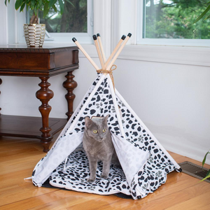 Armarkat Cat Bed Model C46, Teepee style, White w/black paw print